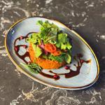 محمرة مع الجوز